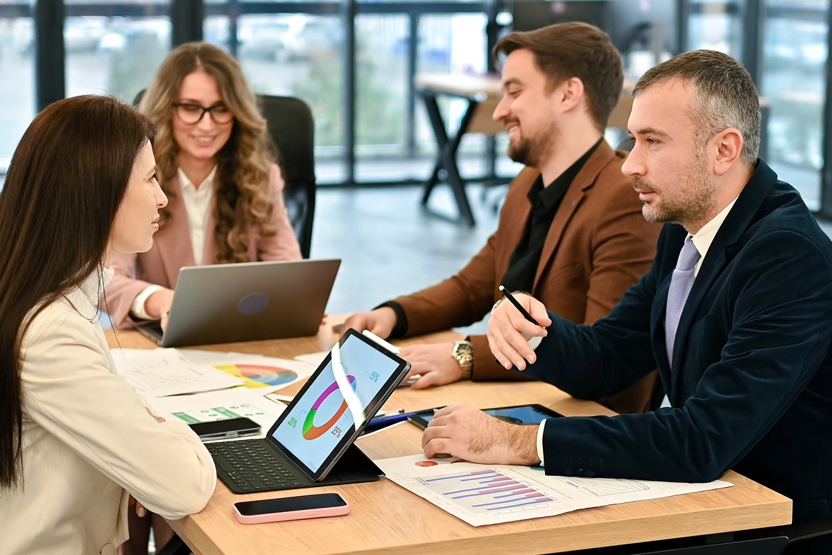 Building a High-Performing Finance, Risk & Compliance Team for a Leading FinTech Organization